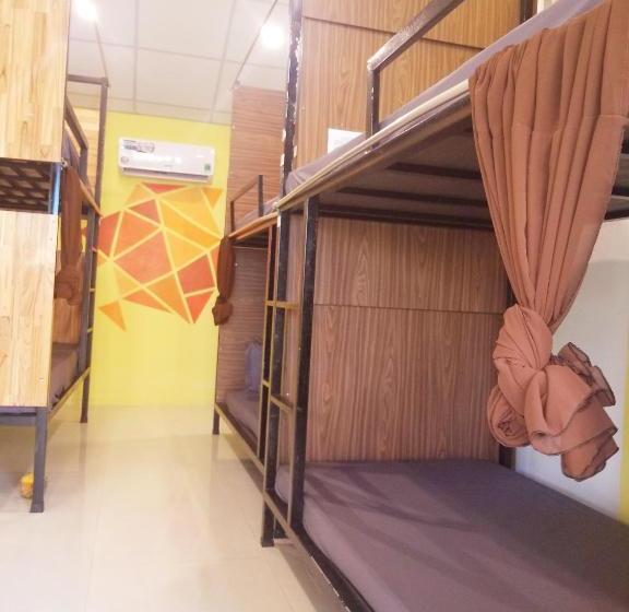 هتل کپسول Codohomestay Garden