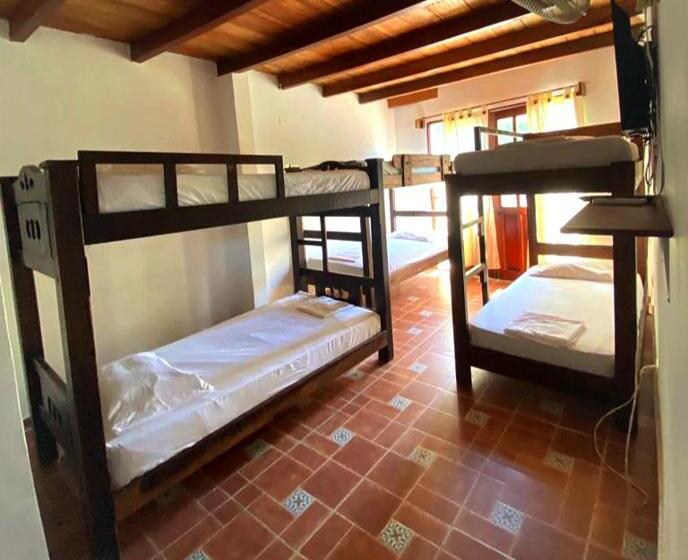 پانسیون Kayena Hostel