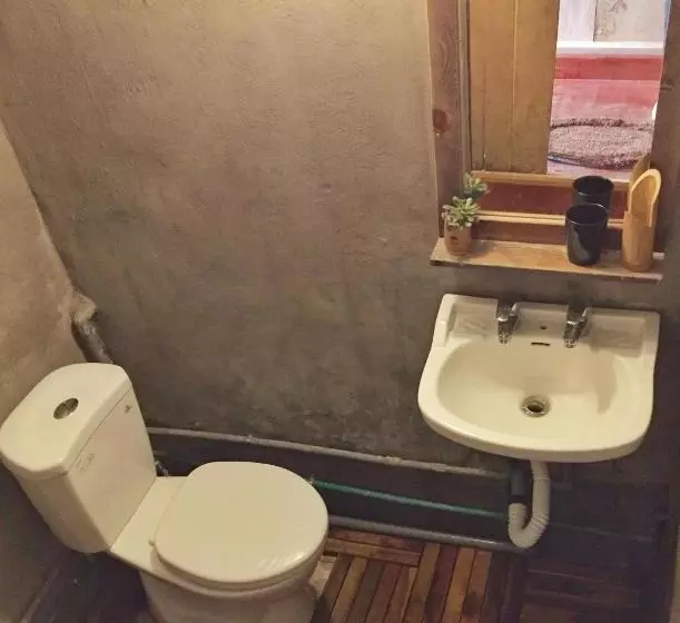 هاستل Cọ Home