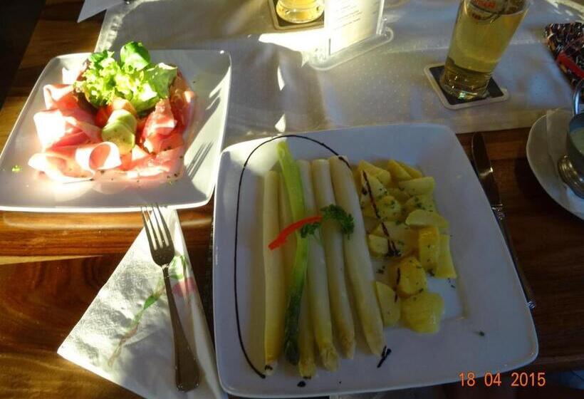 Отель 4 Jahreszeiten Mit Restaurant