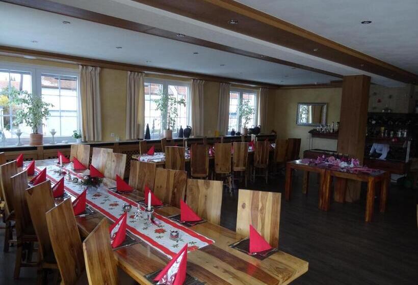 Отель 4 Jahreszeiten Mit Restaurant