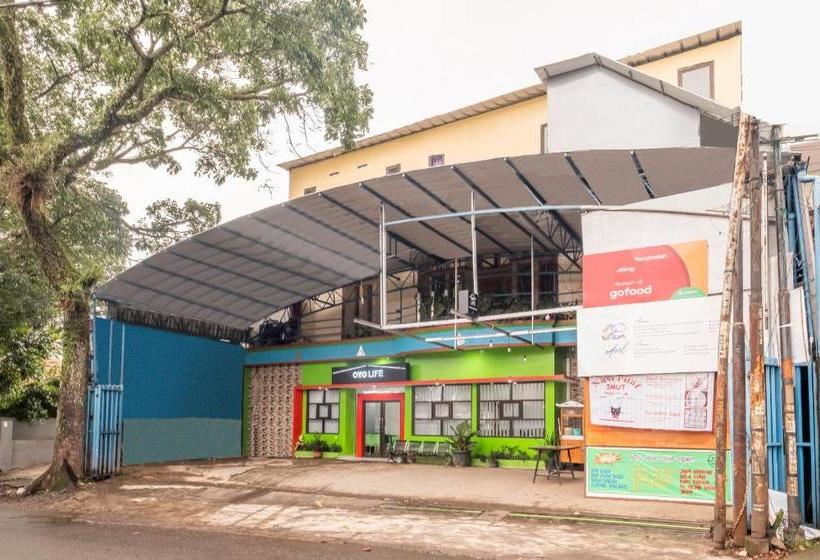 Szálloda Oyo Life 2449 Sandila Residence