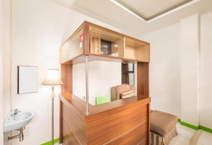 Szálloda Oyo Life 2449 Sandila Residence