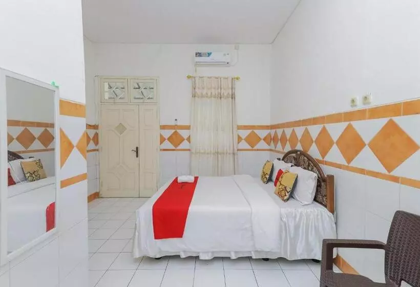 هتل Reddoorz Syariah At Mojosari