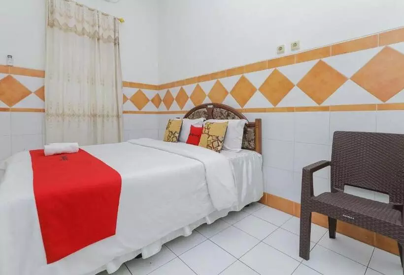 هتل Reddoorz Syariah At Mojosari