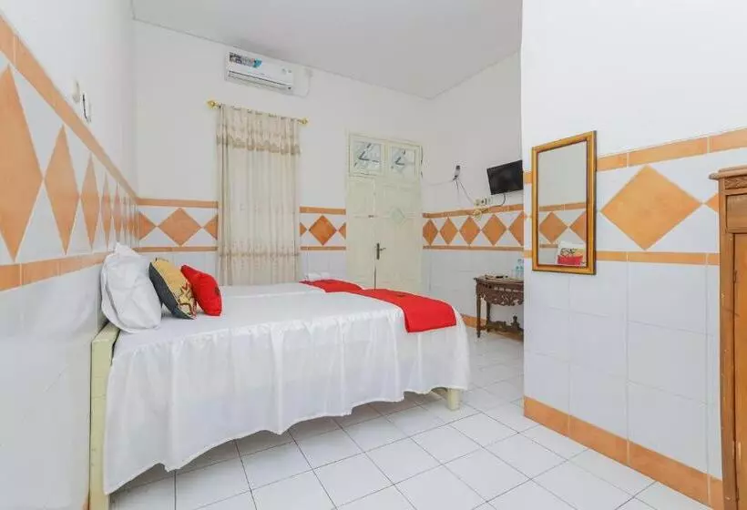 هتل Reddoorz Syariah At Mojosari