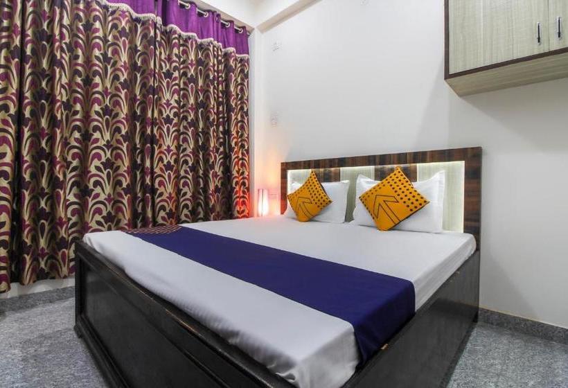 Hotel Spot On 68067 Shri Shyamji Atithi Grah