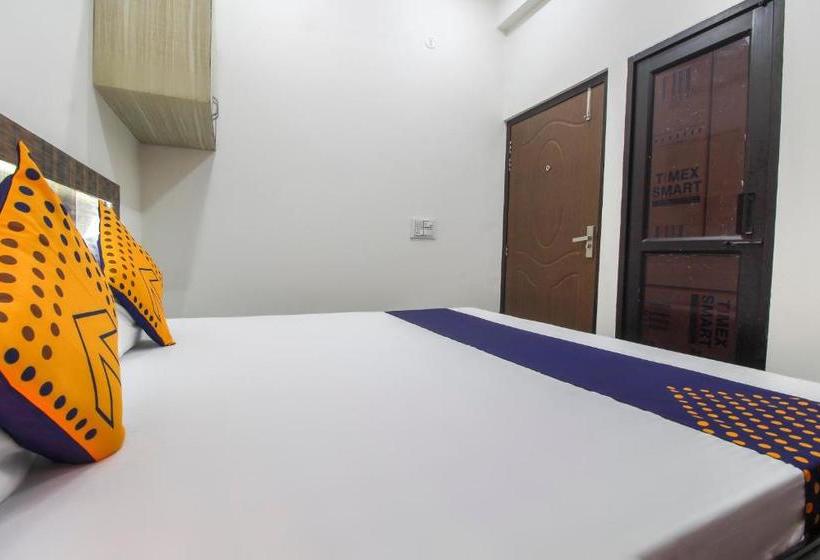 Hotel Spot On 68067 Shri Shyamji Atithi Grah