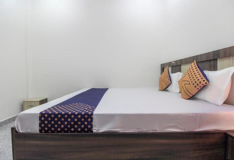 Hotel Spot On 68067 Shri Shyamji Atithi Grah