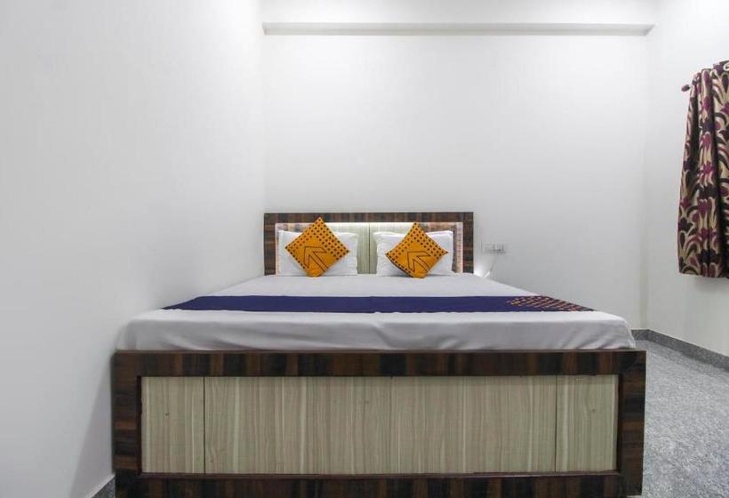 Hotel Spot On 68067 Shri Shyamji Atithi Grah