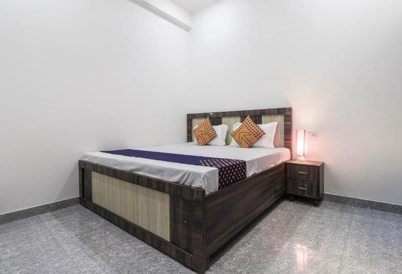 Hotel Spot On 68067 Shri Shyamji Atithi Grah