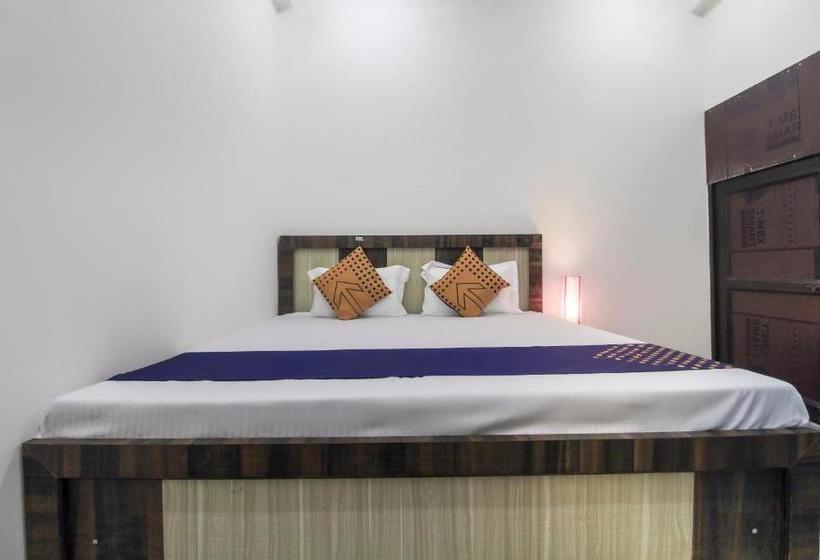 Hotel Spot On 68067 Shri Shyamji Atithi Grah