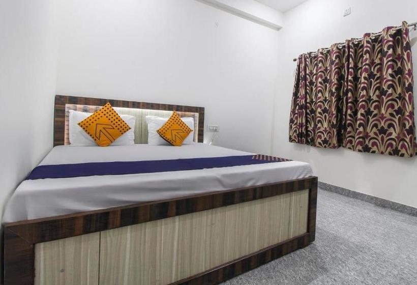 Hotel Spot On 68067 Shri Shyamji Atithi Grah