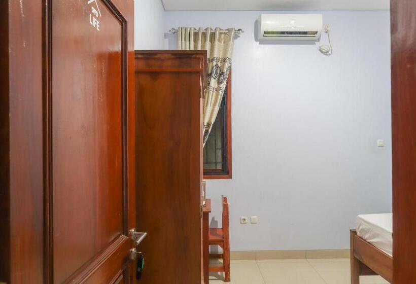 בית מלון כפרי Koolkost Syariah @ Duri Kosambi