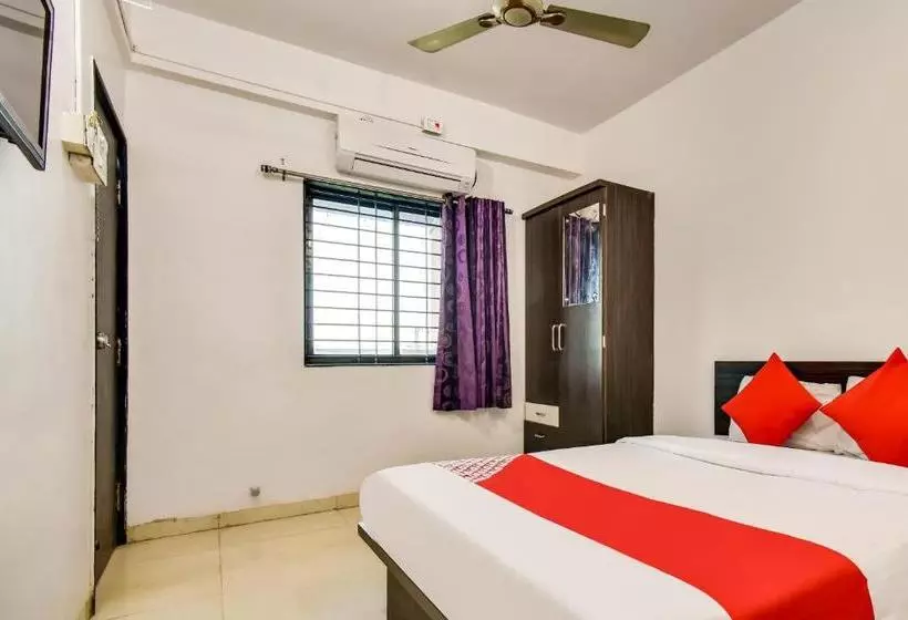 هتل Oyo 66018  Vijayraj Lodging And Boarding