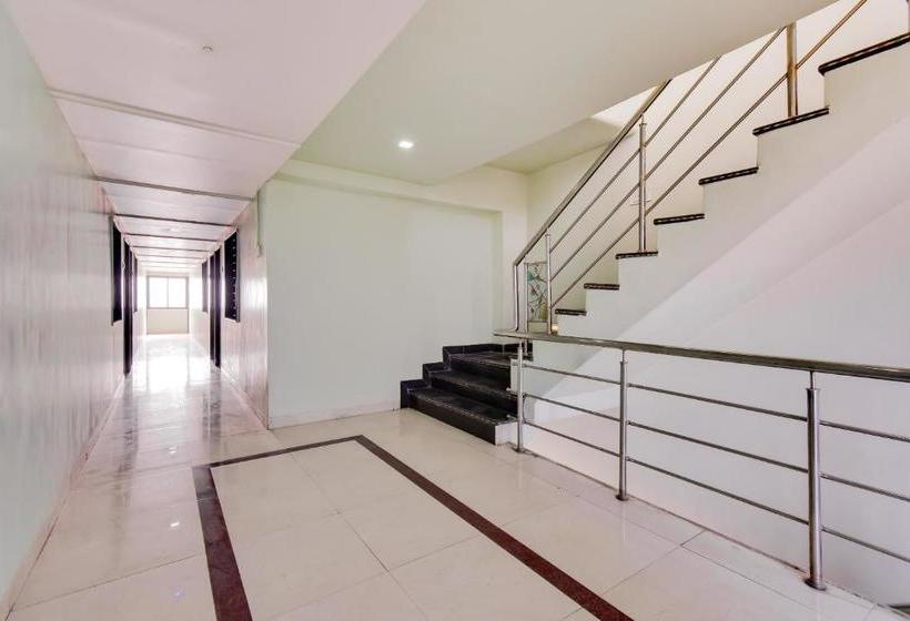 בית מלון כפרי Oyo 66018  Vijayraj Lodging And Boarding