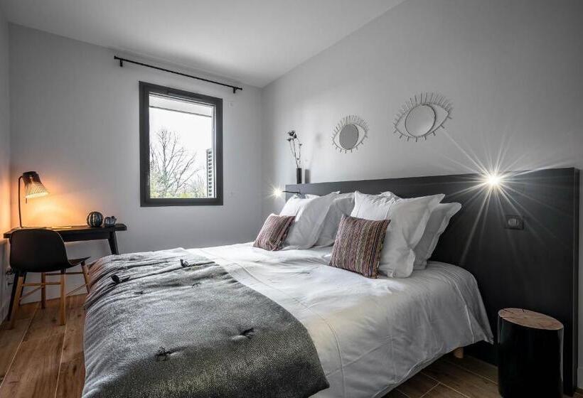 La Grange Des Pères