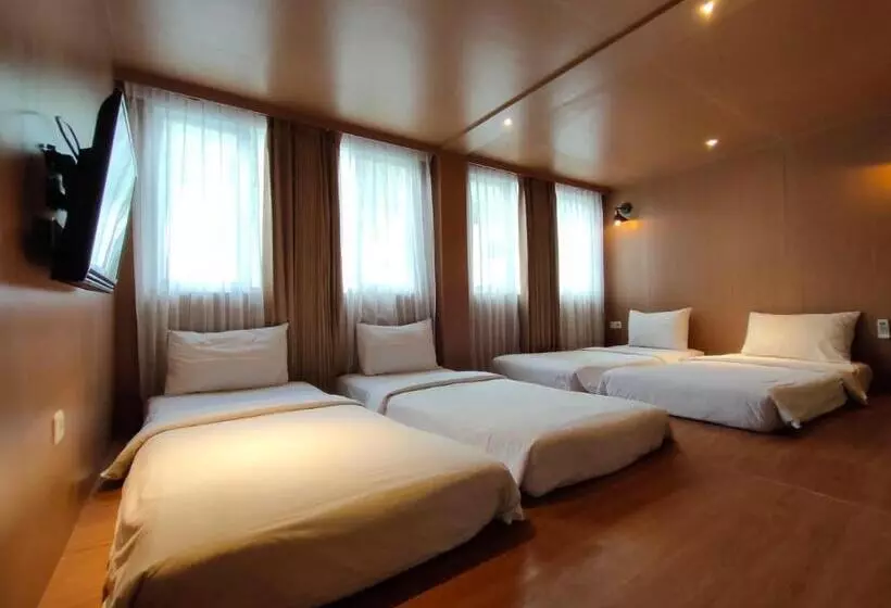 Hotel Kontena