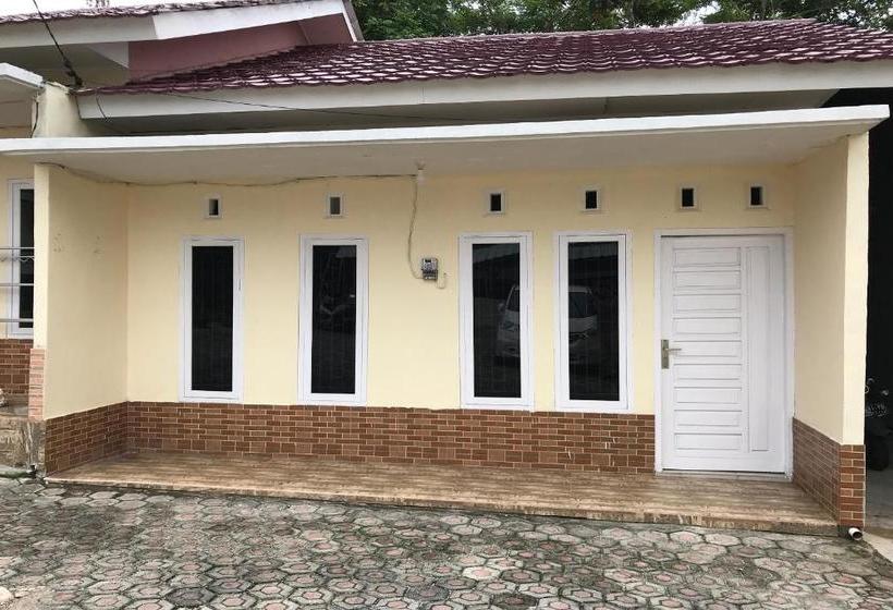 فندق Oyo 2551 Dewi Residence 2