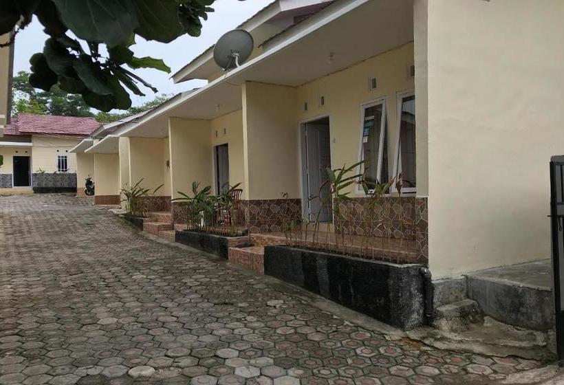 فندق Oyo 2551 Dewi Residence 2