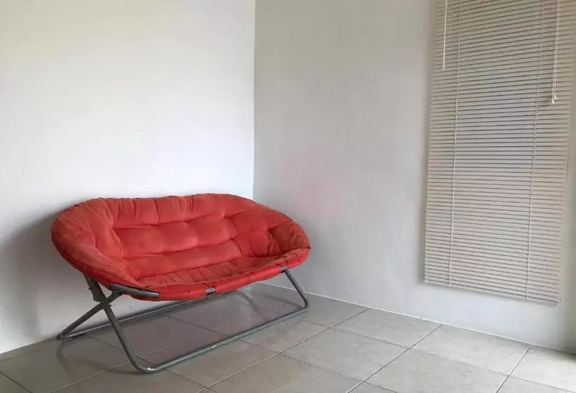ホテル Oyo 2551 Dewi Residence 2