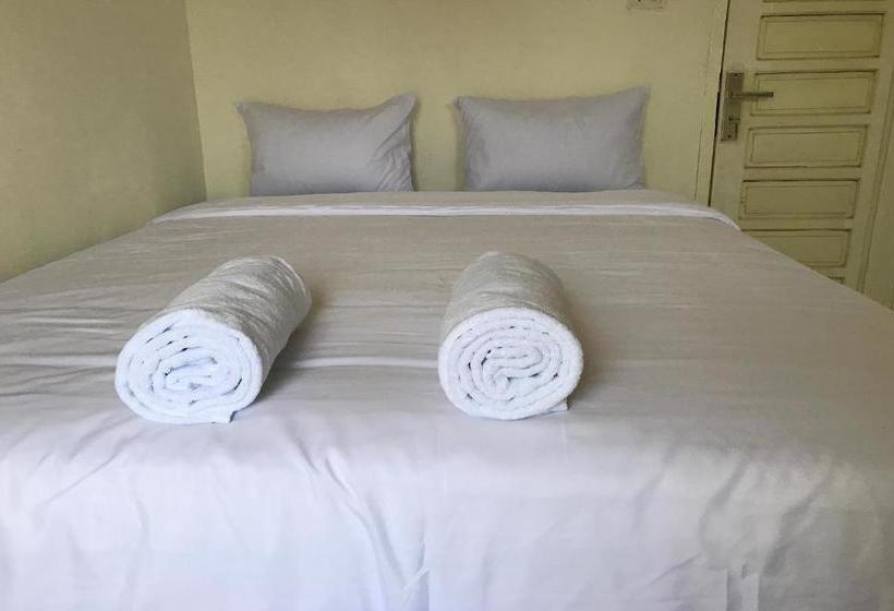 فندق Oyo 2551 Dewi Residence 2