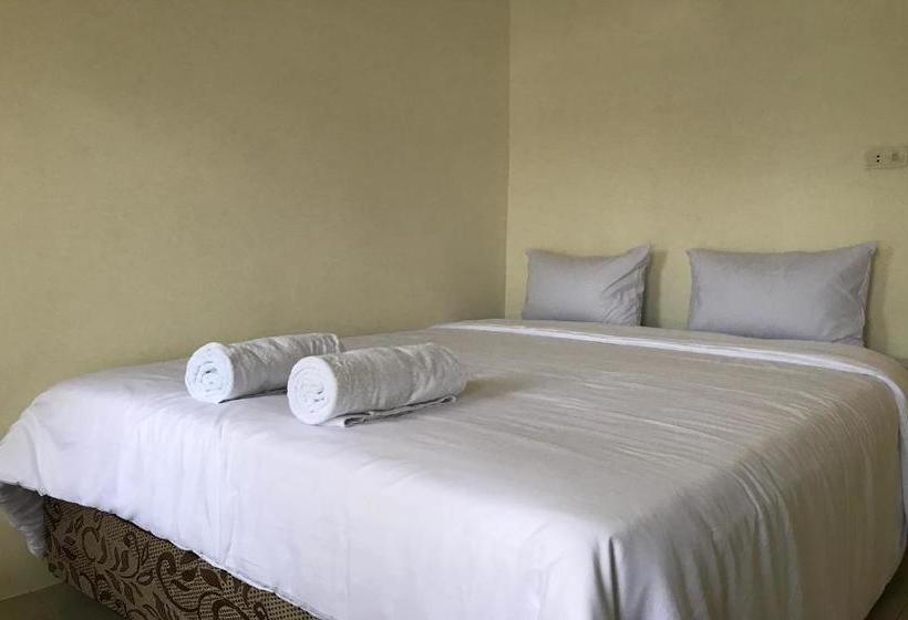 فندق Oyo 2551 Dewi Residence 2