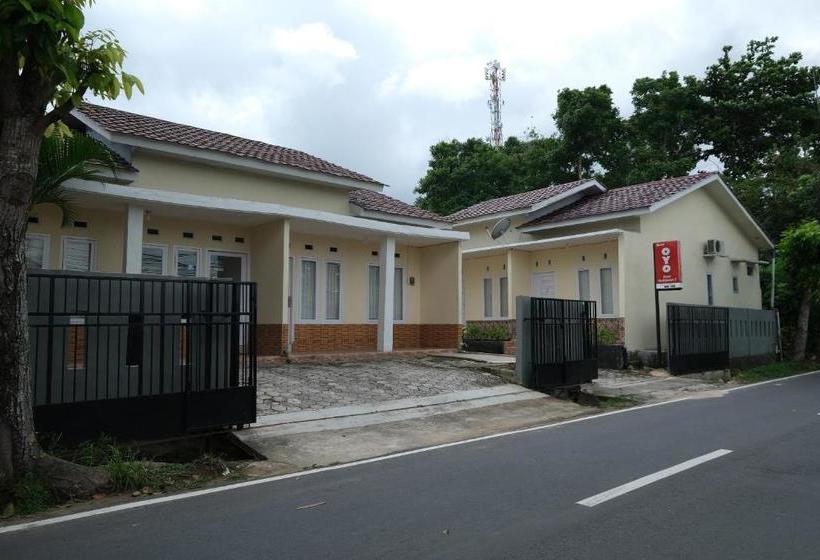 فندق Oyo 2551 Dewi Residence 2