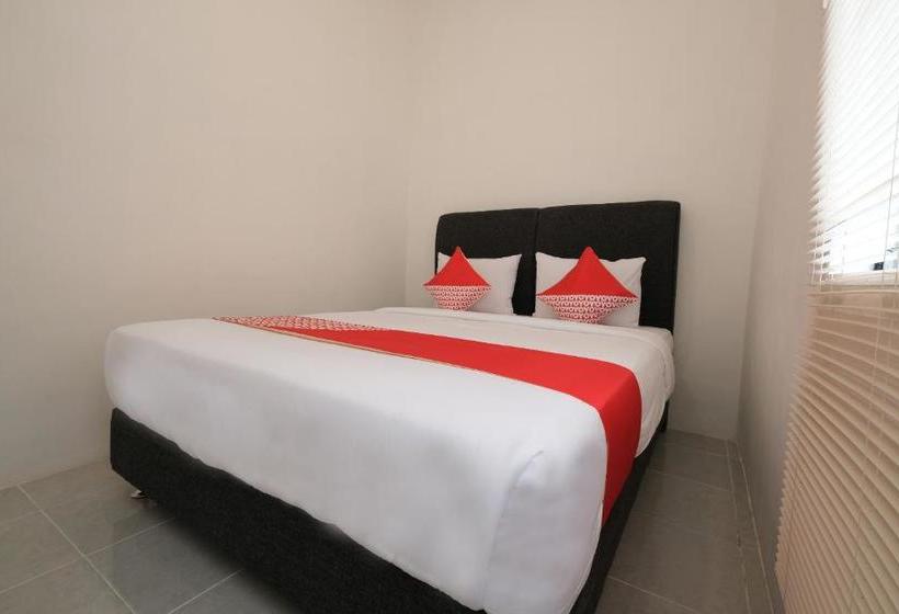 فندق Oyo 2551 Dewi Residence 2