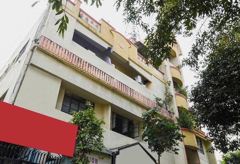 酒店 Spot On Jai Sai Lodging &