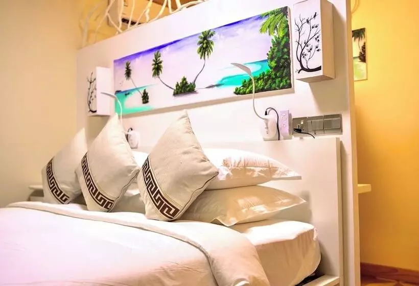 پانسیون Luna Lodge