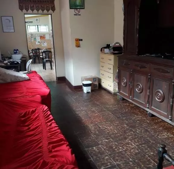 ペンション Pousada Central