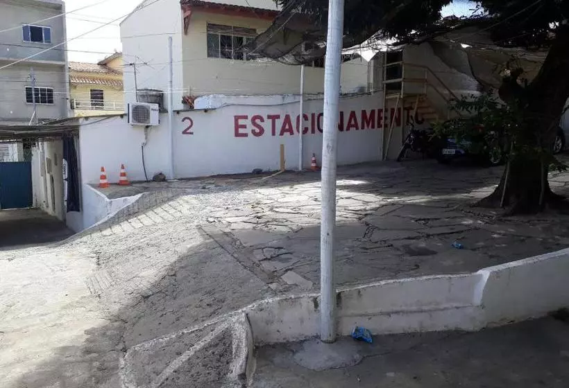 ペンション Pousada Central