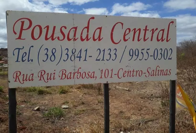 ペンション Pousada Central