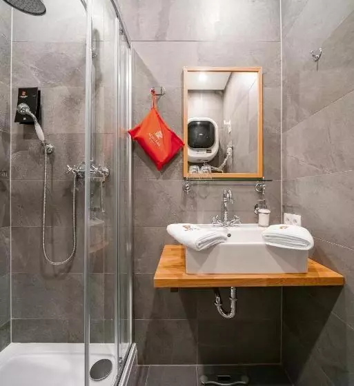 Revelton Studios Marianske Lazne