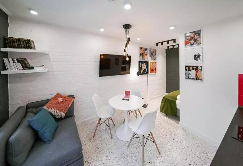 Revelton Studios Marianske Lazne