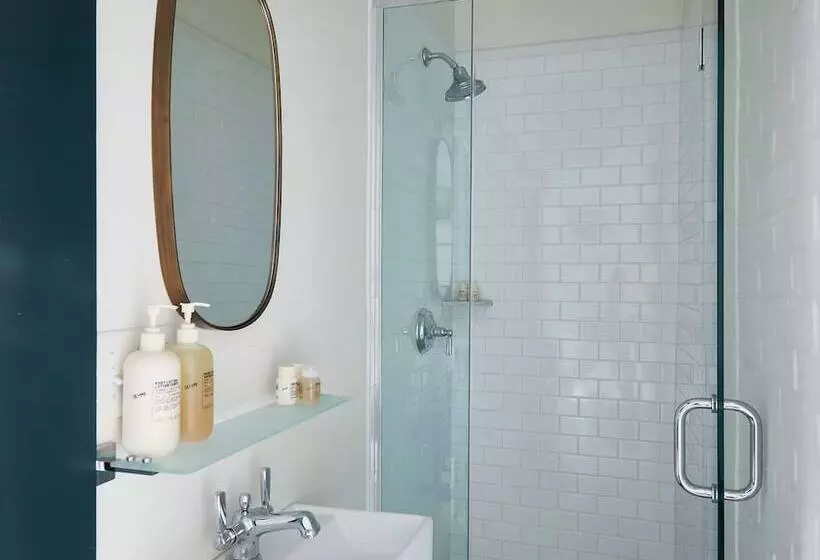 호텔 Faraway Nantucket