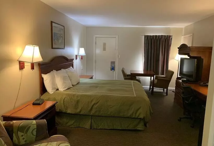 ホテル Merrimac Inn & Suites