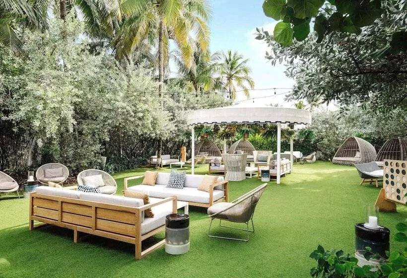 酒店 Nautilus Sonesta Miami Beach