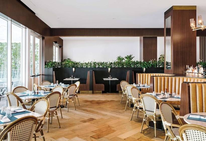 Отель Nautilus Sonesta Miami Beach