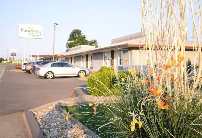 Отель Regency Inn Of Eddyville Kuttawa