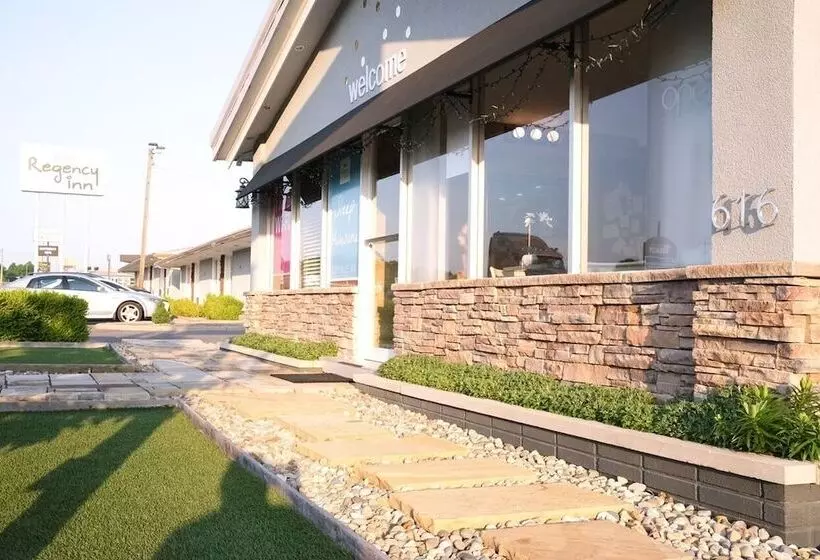 Отель Regency Inn Of Eddyville Kuttawa