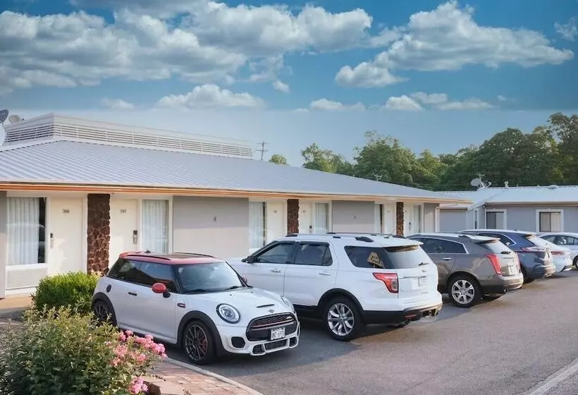 Отель Regency Inn Of Eddyville Kuttawa