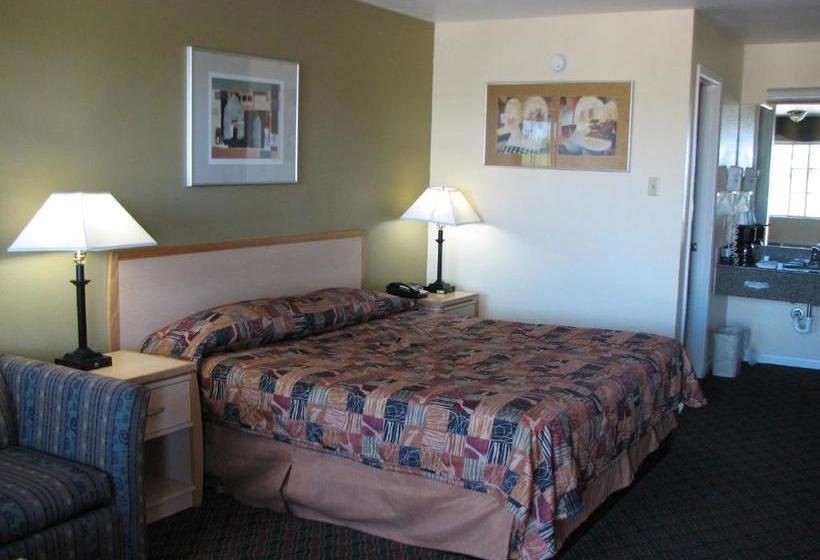 Отель Relax Inn Marlin