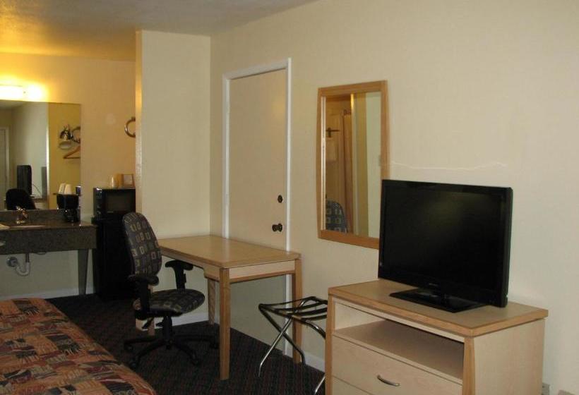 Отель Relax Inn Marlin