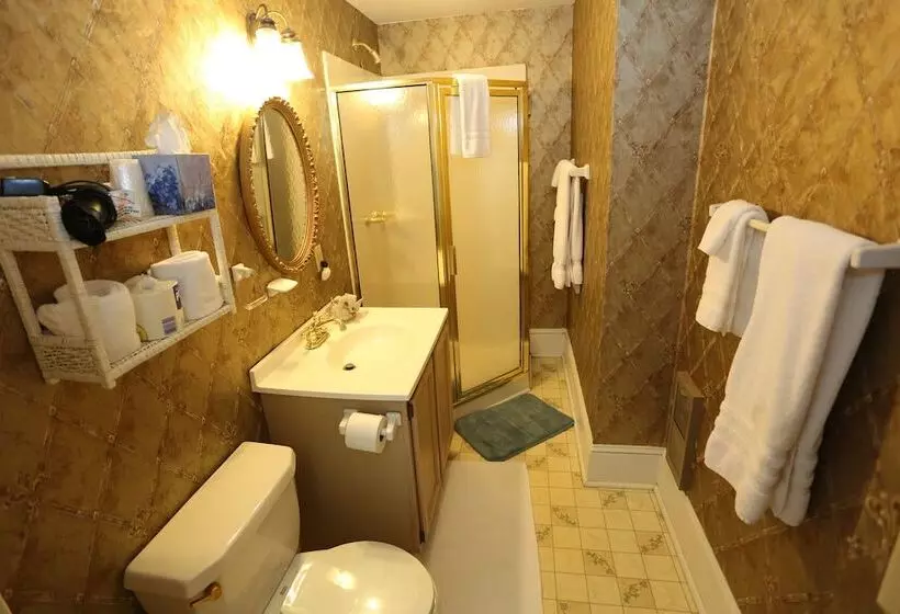 酒店 River House Inn