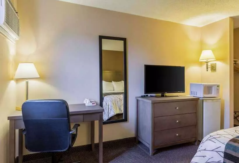 בית מלון כפרי Rodeway Inn