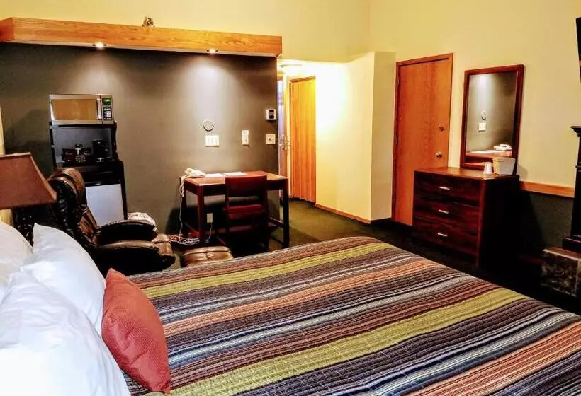 酒店 Round Barn Lodge