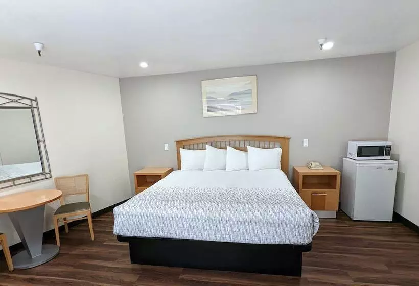 Отель Royal Inn