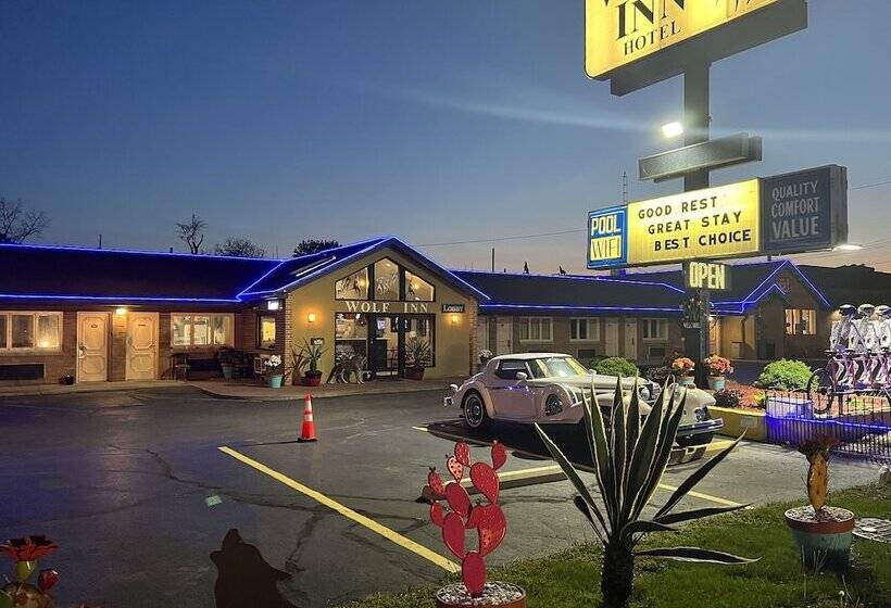هتل Wolf Inn